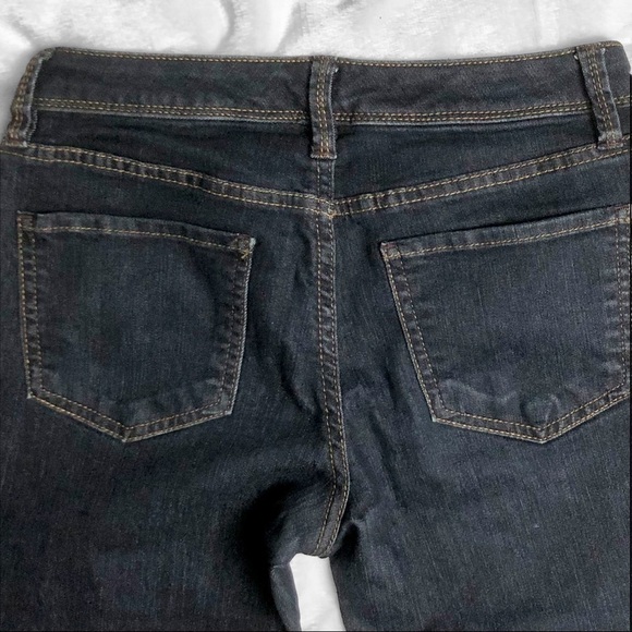 𝅺THE Limited Short Denim Jeans with Distressed Cut Size 4 EUC - Picture 2 of 9